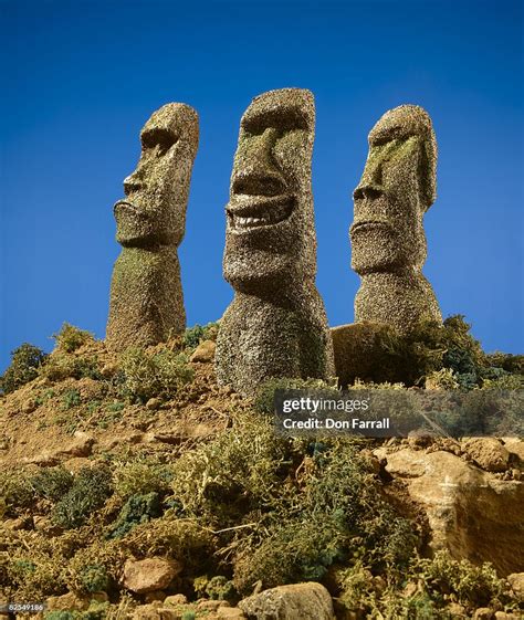 Three Easter Island Heads High-Res Stock Photo - Getty Images