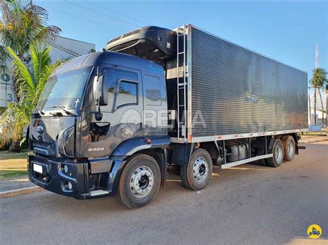 Caminhao Ford à venda bitruck 8x2 Ônibus e Vans