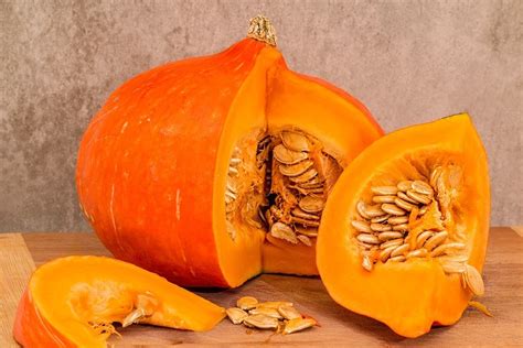 Kürbis Uchiki Kuri Hokkaidokürbis Winter Squash Pumpkin