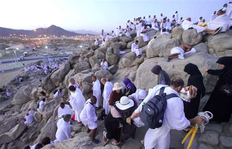 Pengertian Hukum Dan Waktu Pelaksanaan Wukuf Di Arafah Hasuna Tour