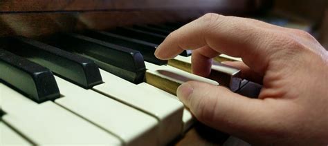 Are Piano Keys Made of Ivory? | pianotels.com