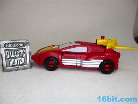 Bit Figure Of The Day Review Transformers Generations War For Cybertron Kingdom Core Hot