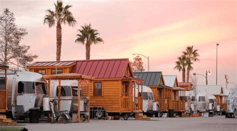 Airstream Park, Tiny Living in Downtown Las Vegas - BallenVegas.com