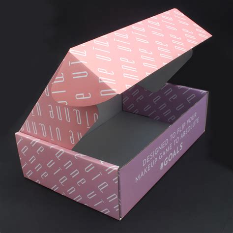 Customised Printing Pink Holographic Shipping Mailing Box Custom