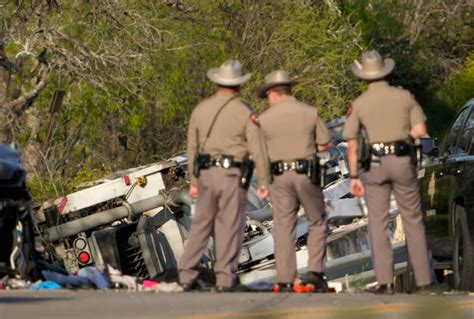 Exclusive Ntsb Opens Investigation Into Hays School Bus Crash That