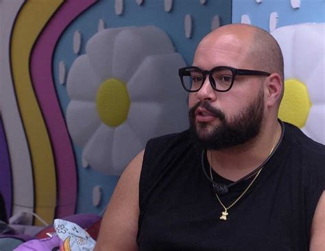 Bbb Tiago Abravanel Diz Que M E O Fez Entender Pr Pria Sexualidade