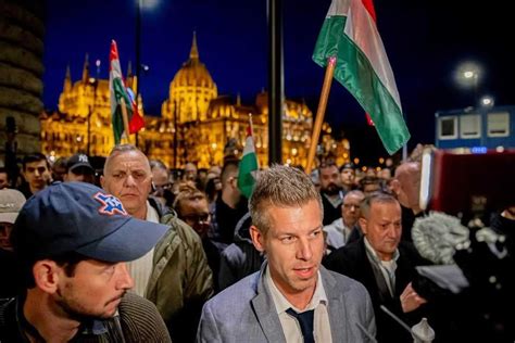 Magyar Péter vitára hívja Gyurcsány Ferencet és Orbán Viktort a DK