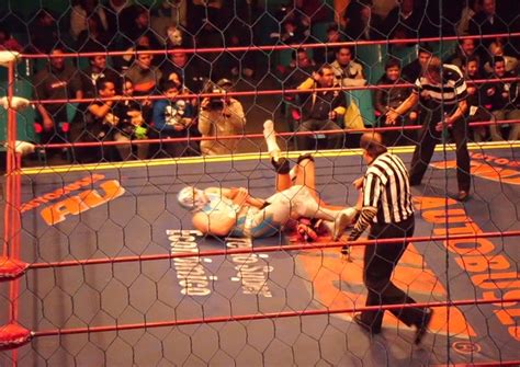 Lucha Libre Porra Fresa Shocker Y La Mascara Retan A Los Guerreros Por