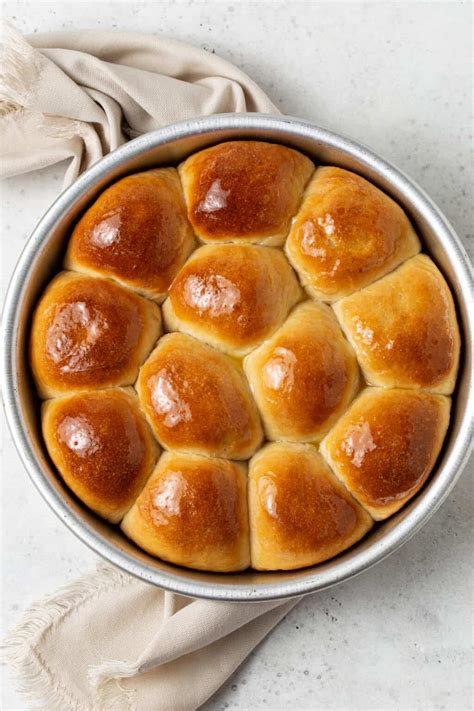 Easy Yeast Rolls For Beginners 2 Secret Ingredients Garnish With Lemon