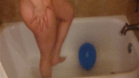 Balloon Whiz Mp4 Y Milf Aura Clips4sale