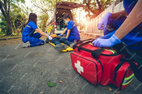 Premium Photo Emergency Accident Patient Suffered On Head Lying On Stretcher First Aid