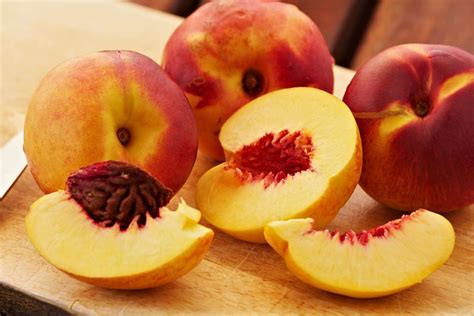 4 Types Of Peaches To Know This Summer