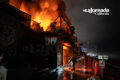 Incendio Consume Un Restaurante Y Se Propaga A Un Oxxo En El Malec N