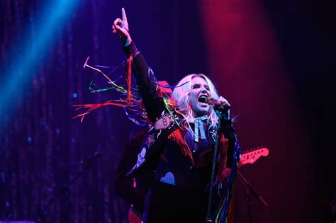 Why Didn't Kesha Get Nominated For Album of the Year? | POPSUGAR ...