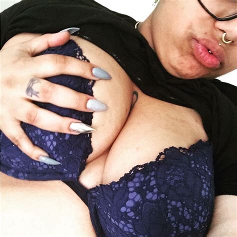 IG BBW Thot ShesFreaky