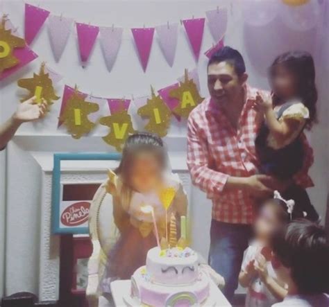 Pareja gay adopta bebé con VIH que fue rechazada diez veces por otras familias Anodis