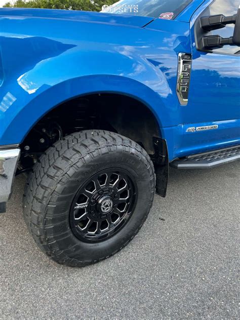 2021 Ford F 250 Super Duty With 18x9 18 Anthem Off Road Intimidator And 295 70r18 Mickey