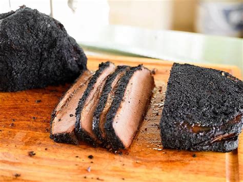 When to Wrap a Brisket - The Ultimate Guide