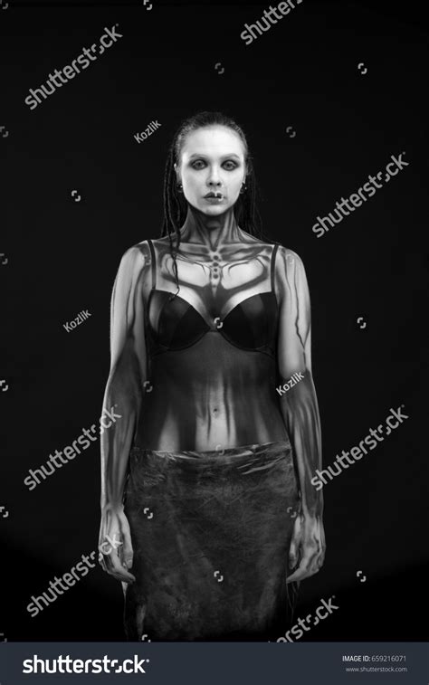 950 Naked Zombie Images Stock Photos Vectors Shutterstock