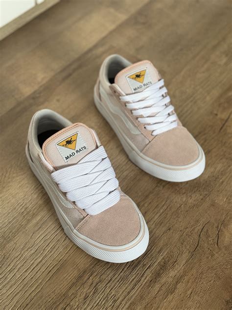 Mad Rats Old School Nude Acompanha Os Dois Cadar Os Corre De Rua