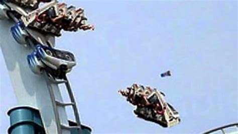 TRAGIC ROLLER COASTER ACCIDENT CAUGHT ON TAPE - YouTube