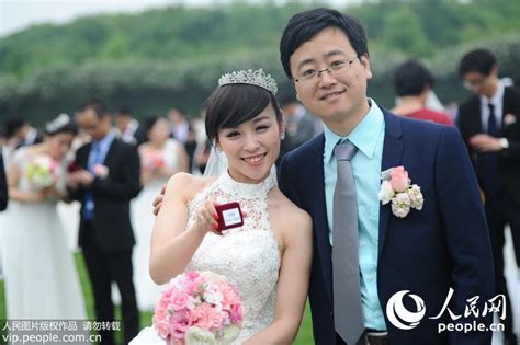 360对新人“缘定浙大”举办集体婚礼【7】 图片频道 人民网