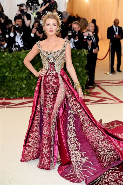 Every Met Gala Red Carpet Look Worth Seeing Met Gala Outfits Met Gala