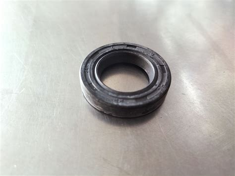 ENGINE SPROCKET OIL SEAL ROUSER 135 Lazada PH