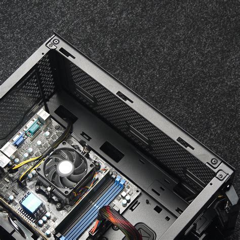 Обзор корпуса Cooler Master MasterBox TD300 Mesh для плат microATX