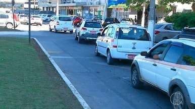 Rj Inter Tv Edi O Taxistas Fazem Ato Contra Falta De Fiscaliza O