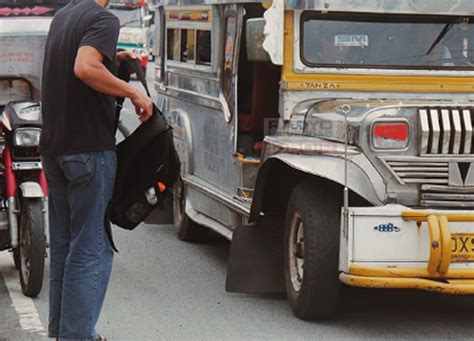 Pinag Aaralan Na Ng LTFRB P10 MINIMUM NA PASAHE SA JEEPNEY