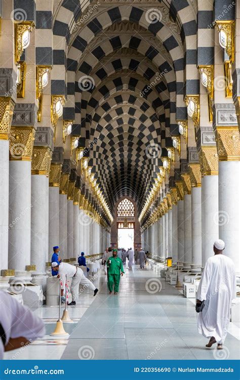 Interior Of The Masjid Putra Or Putra Mosque At Putrajaya, Malaysia ...