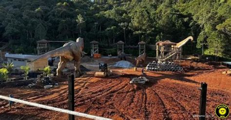 Maior Parque De Dinossauros Do Brasil Inaugura Dia Em Bc Galera Mix