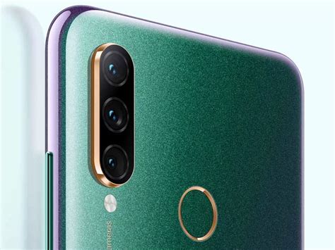 Lenovo Z6 Lite è ufficiale con Snapdragon 710 e zoom ibrido 8X