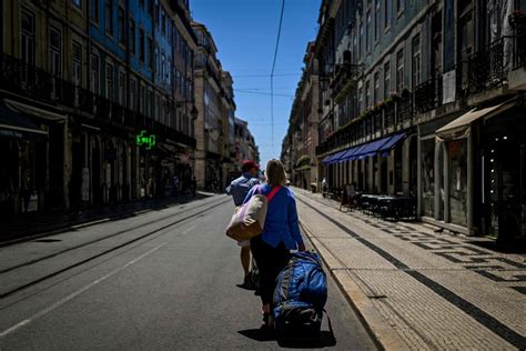 A volta às aulas e ao drama do aluguel veja quanto custa um quarto em