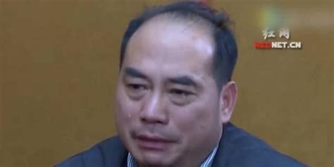 “吸毒市长”获刑 与多名女性发生不正当性关系手机新浪网