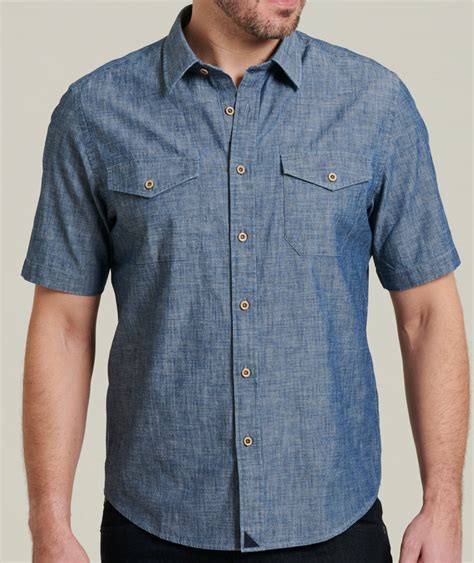 Untuckit Men S Shirts Designed To Be Worn Untucked