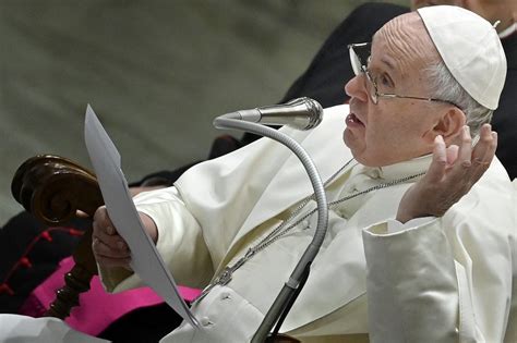 Papa Francisc şi a anulat vizită de Anul Nou la ieslea amenajată în