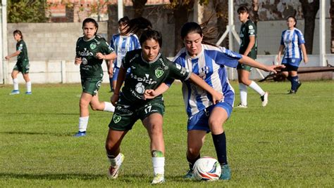 Arranca el Nocturno de fútbol femenino Diario Democracia