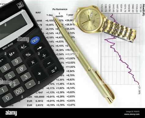 Stylo Et Calculatrice Banque D Image Et Photos Alamy