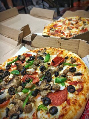 Selalu Diperbarui Menu Domino S Pizza Dago Atas Bandung