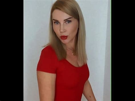 Milf Rusa Habla De Ir A Swingers Con Su Marido XVIDEOS