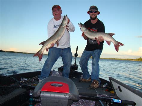 184 best r/esox images on Pholder | Managed to get a 50 1/2” out of ...