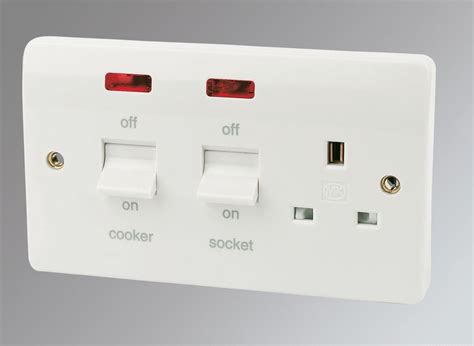 Mk 2 Gang 45a Cooker Switch With 13a Switched Plug Socket And Neon White Uk Diy And Tools