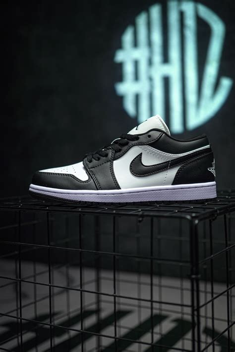 Кроссовки Air Jordan 1 Low Panda Dc0774 101 Nike купить за 4495 грн в