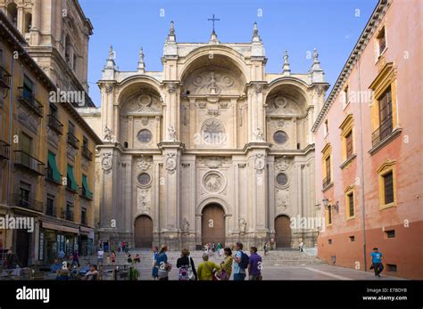 La Catedral De Granada O La Catedral De La Encarnaci N Plaza Pasiegas