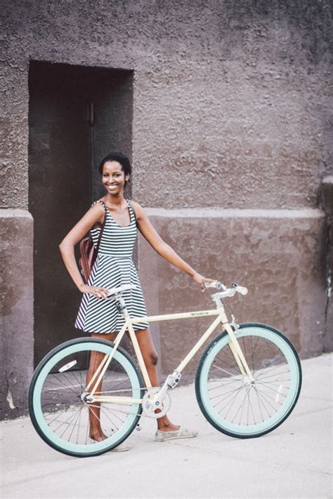 Summer Outfits You Can Wear to Ride a Bike | Glamour