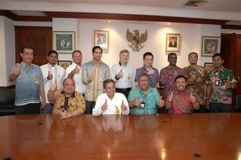 PLN Tandatangani 3 Kerjasama EBT Untuk Regional Kalimantan PT PLN