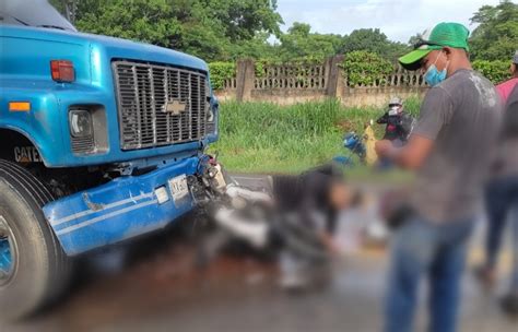 Herido motociclista en la Cordialidad chocó contra un bus y fue