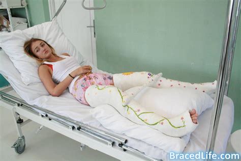 Bettys Double Long Leg Plaster Casts 4 By Medicbrace Long Leg Cast